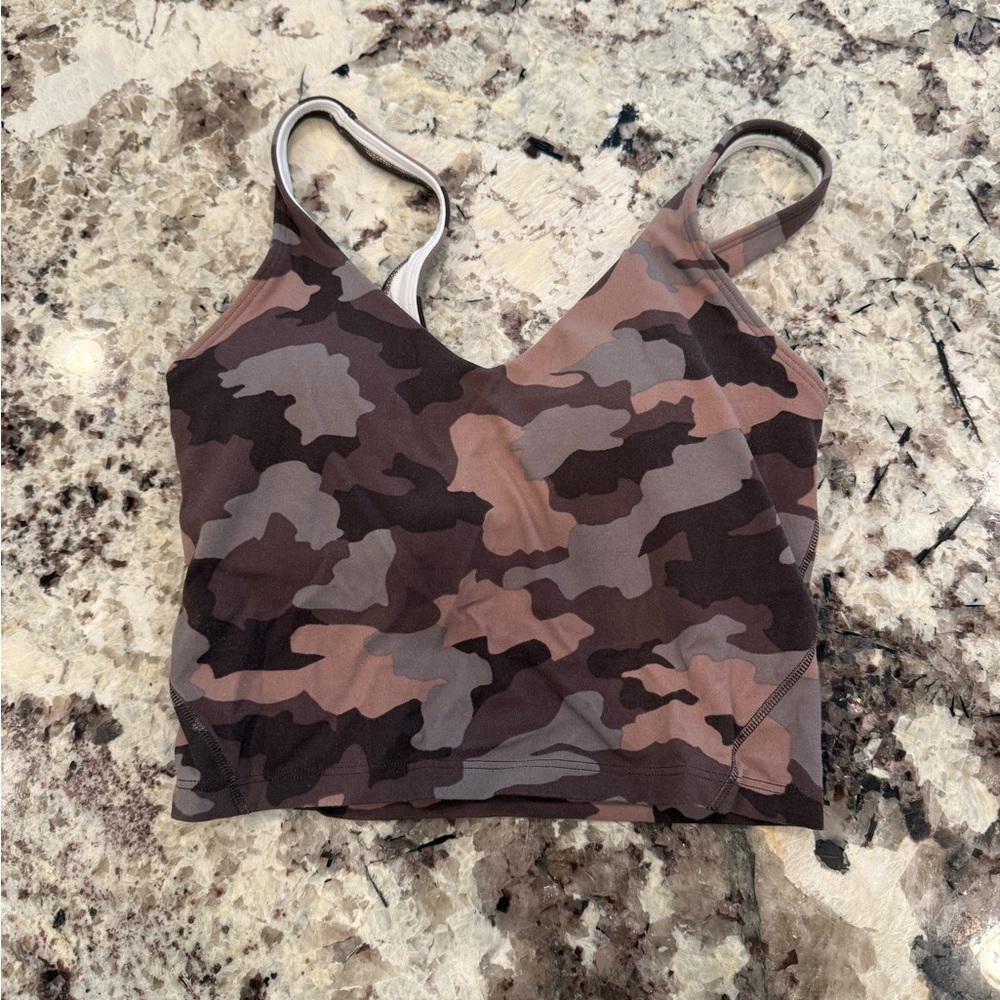 Align cropped tank